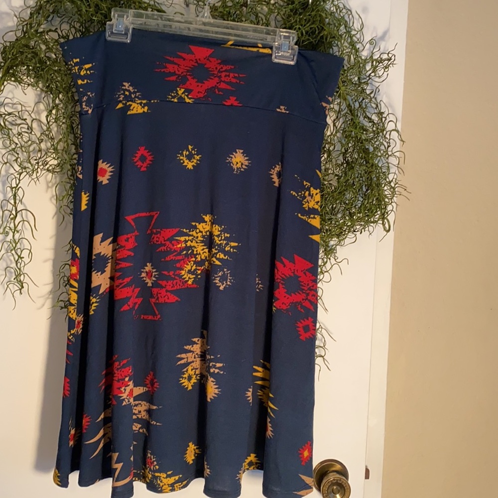 LuLaRoe Navy Midi Skirt with Red and Yellow Aztec Print - Worn Once - Stretchy